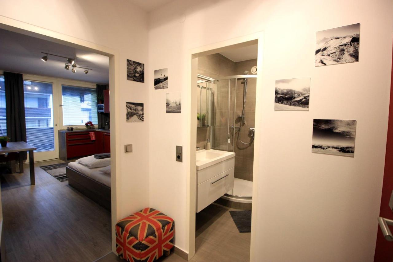 Retro Apartment Kaprun Eksteriør bilde
